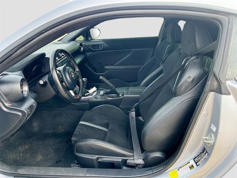 Used 2023 Toyota GR86 Premium image 21