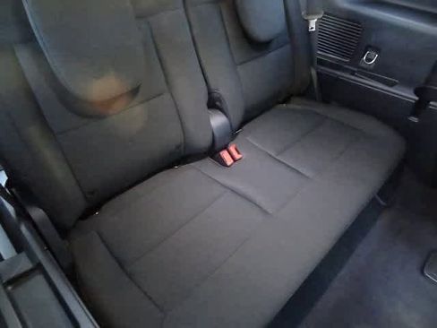 Certified 2022 Ford Explorer XLT w/ Class IV Trailer Tow Package image 12