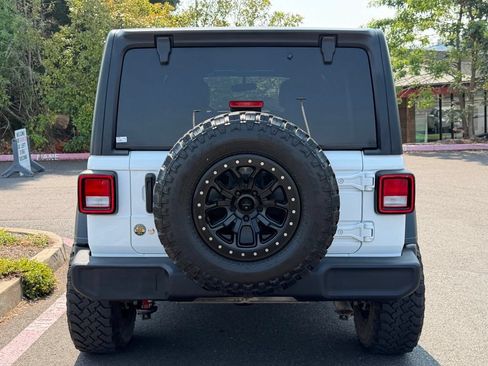 Used 2020 Jeep Wrangler Unlimited Sport S AWD/4WD image 6