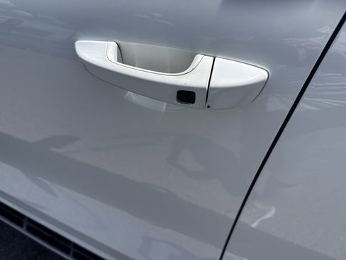Used 2014 Porsche Cayenne Diesel Platinum Edition AWD/4WD image 11