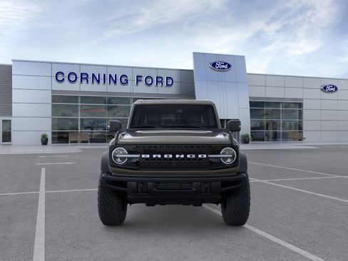 New 2025 Ford Bronco Badlands w/ Sasquatch Package image 6