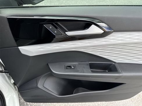 Used 2023 Volkswagen Taos S image 45