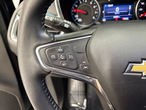 Used 2022 Chevrolet Equinox LT AWD/4WD image 13