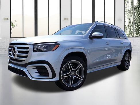 Certified 2025 Mercedes-Benz GLS 450 4MATIC w/ AMG Line Exterior image 1