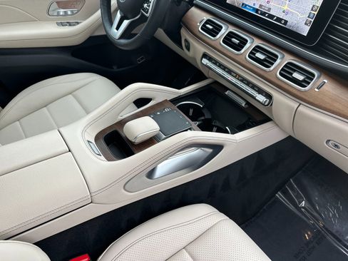 Used 2021 Mercedes-Benz GLE 350 image 16