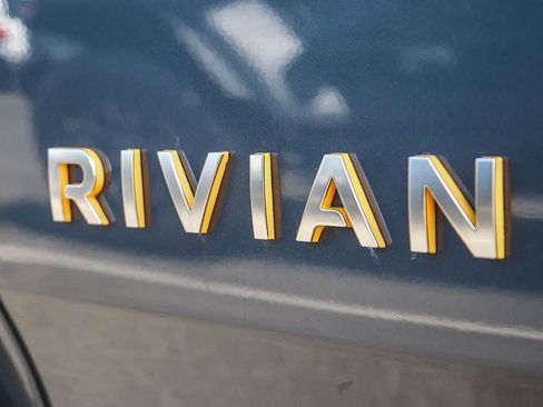 Used 2023 Rivian R1S Launch Edition AWD/4WD image 20