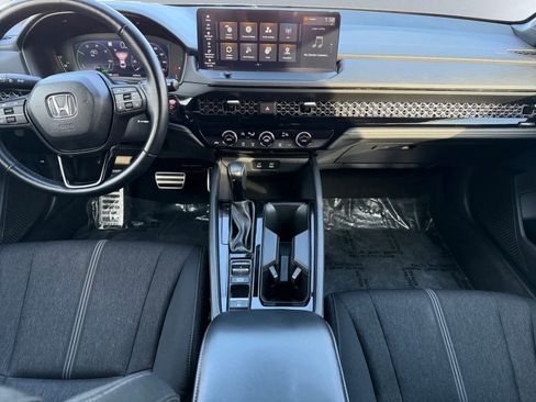 Used 2024 Honda Accord Sport image 5
