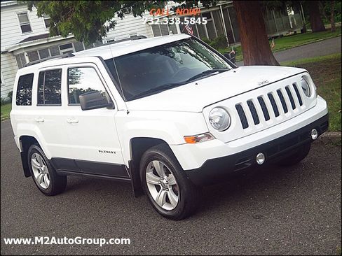 Used 2014 Jeep Patriot Sport w/ Power Value Group AWD/4WD image 23