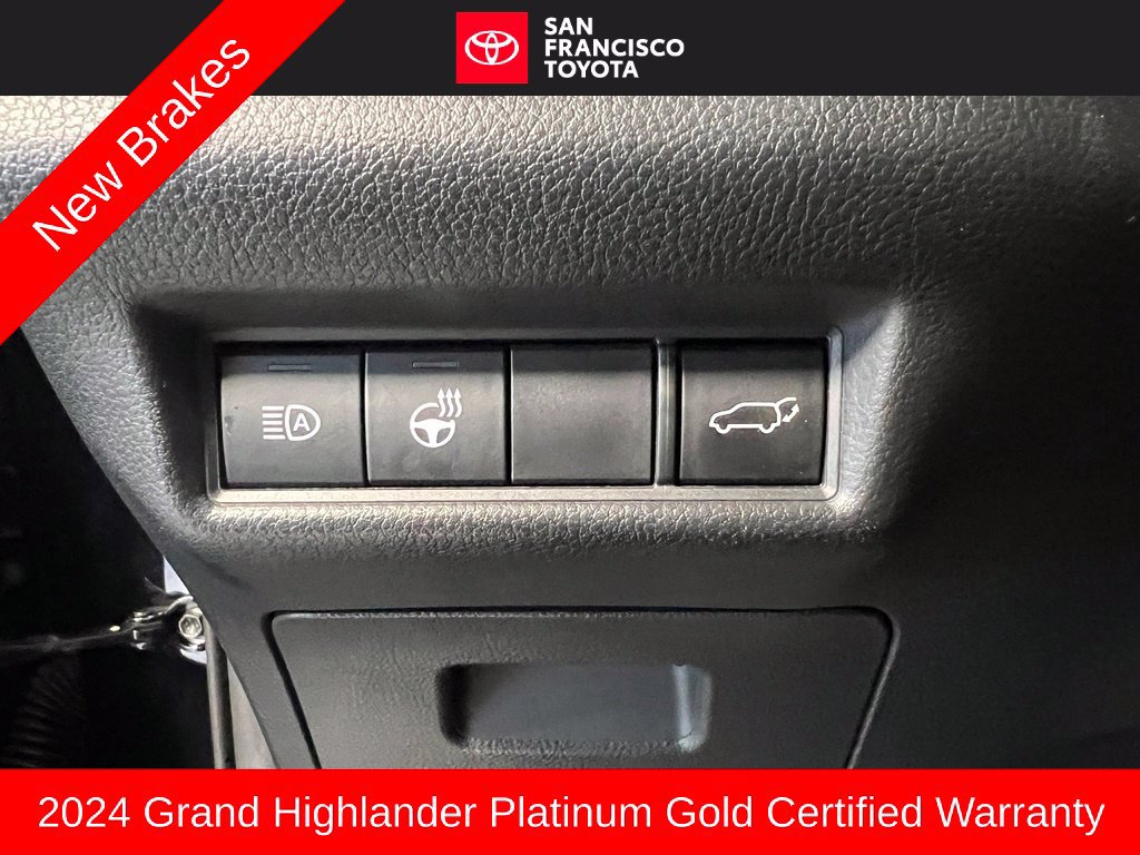 Certified 2024 Toyota Grand Highlander AWD image 35
