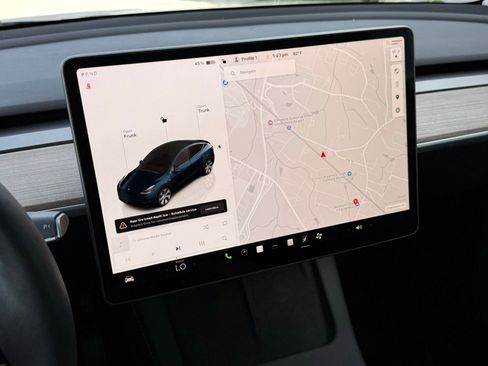 Used 2023 Tesla Model Y Long Range AWD/4WD image 31