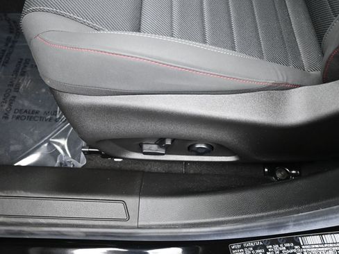 Used 2024 Dodge Hornet R/T image 15