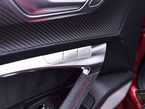 Used 2024 Audi RS 7 Performance AWD/4WD image 49
