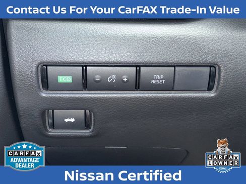 Certified 2025 Nissan Sentra SR image 28