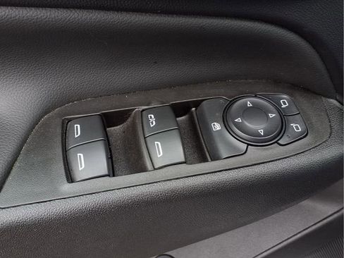 Certified 2021 Chevrolet Equinox LT image 18