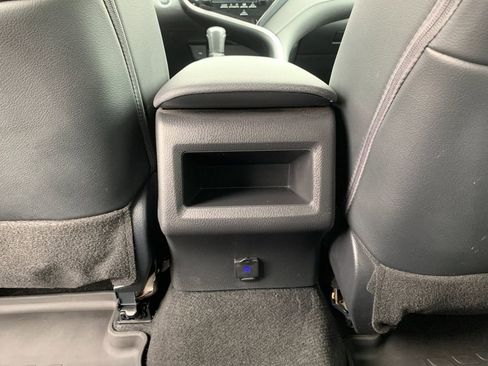 Used 2024 Toyota Camry SE image 15