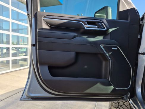 Used 2024 Chevrolet Silverado 3500 LTZ w/ LTZ Premium Package AWD/4WD image 12
