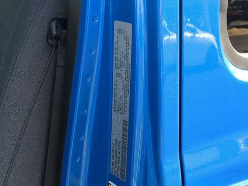 Used 2024 Jeep Gladiator Sport image 25