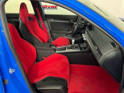 Used 2025 Honda Civic Type R image 32