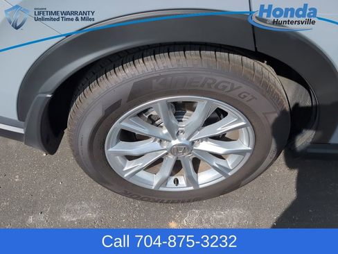 Used 2025 Honda CR-V EX image 10