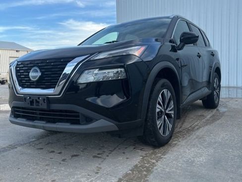 Used 2023 Nissan Rogue SV w/ SV Premium Package image 1