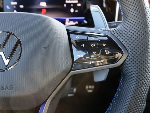 New 2026 Volkswagen Golf image 31