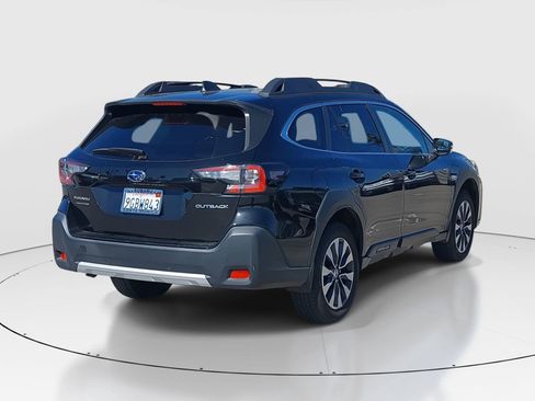 Used 2023 Subaru Outback Limited image 7