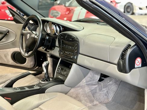 Used 2001 Porsche Boxster S image 31