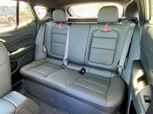 New 2026 Chevrolet Trax RS w/ Sunroof Package FWD image 22