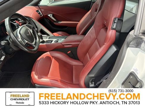 Used 2017 Chevrolet Corvette Stingray Convertible RWD image 17