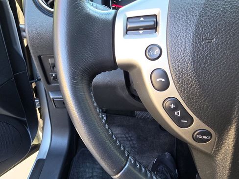 Used 2011 Nissan Rogue SV w/ SL Pkg AWD/4WD image 39