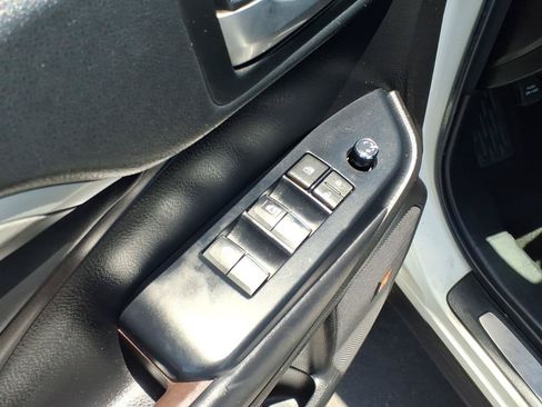 Used 2018 Toyota Highlander Limited FWD image 14