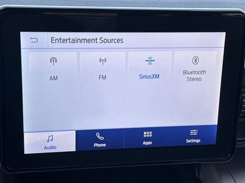 Used 2023 Ford Explorer XLT image 32