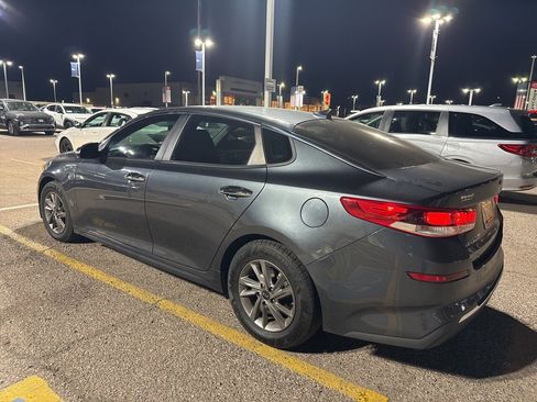 Used 2020 Kia Optima LX image 9