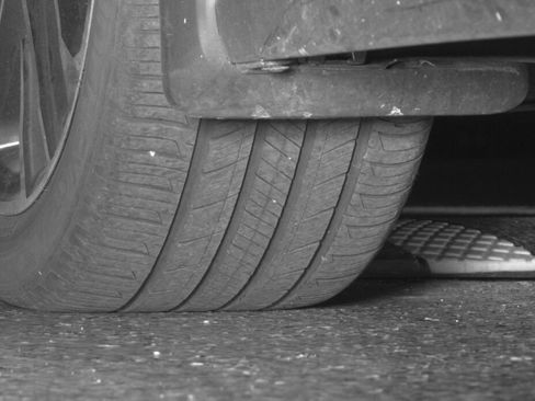 Used 2025 Toyota Camry XLE image 9