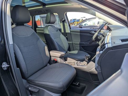 New 2026 Volkswagen Taos SE image 33