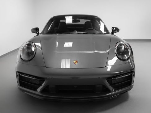 Certified 2022 Porsche 911 Carrera 4 GTS AWD/4WD image 8