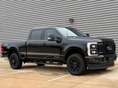 New 2026 Ford F250 Lariat w/ Black Appearance Package
