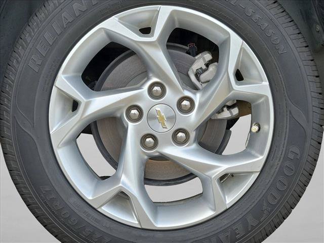 Used 2024 Chevrolet Trax LS w/ LS Convenience Package FWD image 20