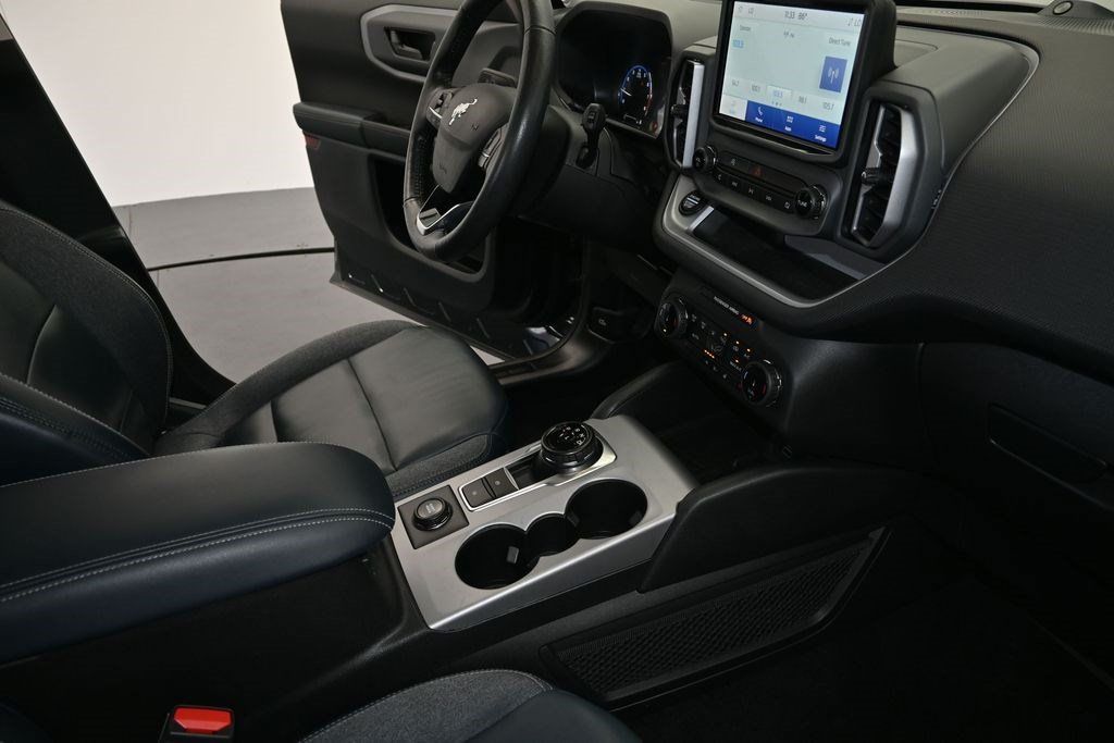 Used 2022 Ford Bronco Sport Outer Banks w/ Tech Package AWD/4WD image 13