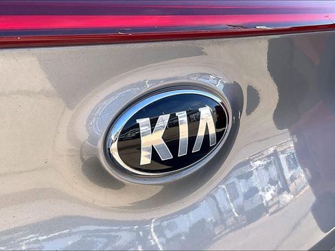 Used 2021 Kia Sportage LX image 30