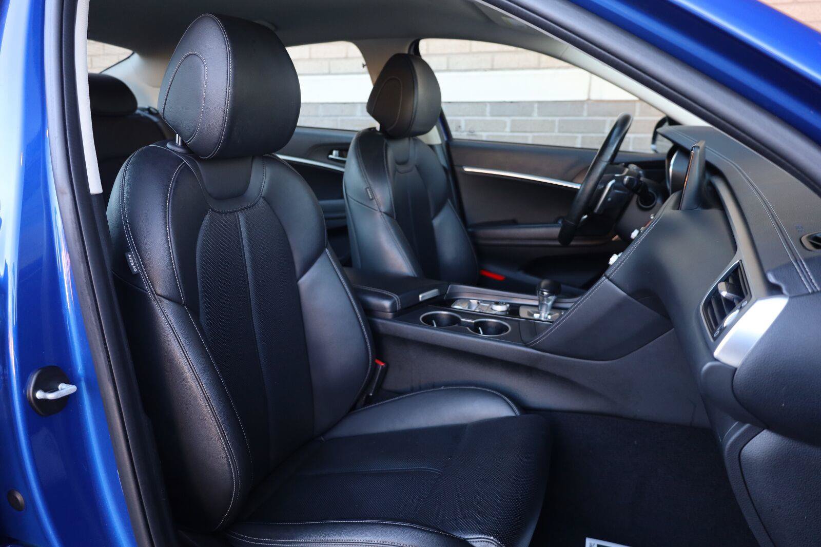 Used 2022 Genesis G70 2.0T RWD image 27