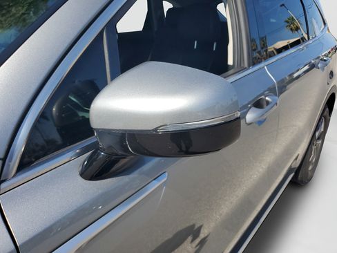 Used 2022 Kia Sorento S FWD image 28
