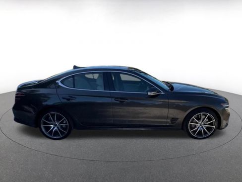 Used 2025 Genesis G70 2.5T image 16