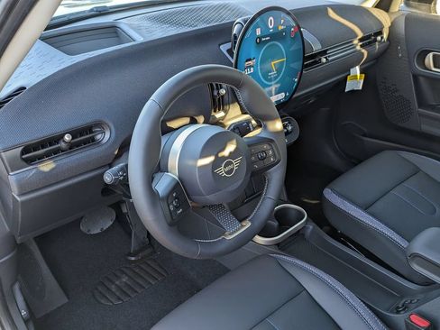 New 2026 MINI Cooper 4-Door Hardtop FWD image 26