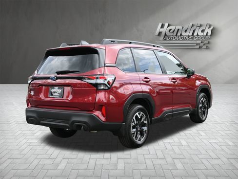 Certified 2025 Subaru Forester Premium w/ Convenience Package #2 image 9