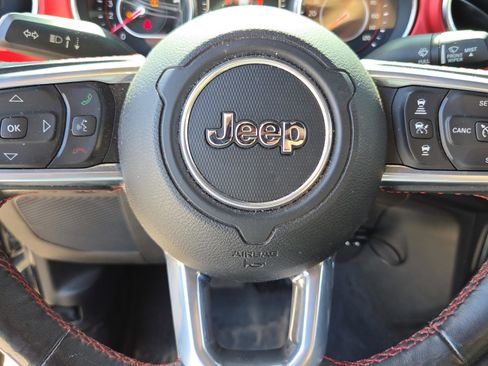 Used 2020 Jeep Gladiator Rubicon image 28