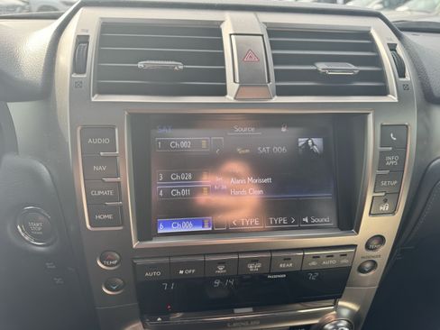 Used 2020 Lexus GX 460 Premium w/ Premium Package AWD/4WD image 23