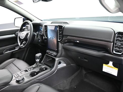 New 2025 Ford Ranger Lariat w/ FX4 Off-Road Package image 30