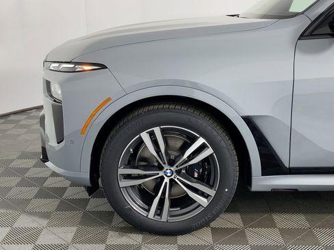 New 2026 BMW X7 xDrive40i w/ M Sport Package image 9