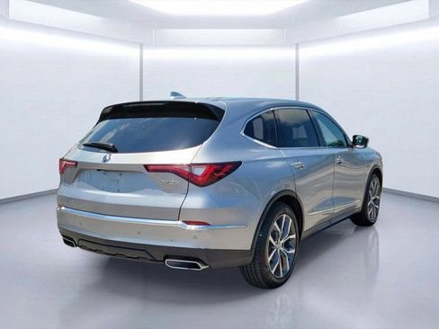 Used 2024 Acura MDX FWD w/ Technology Package image 4